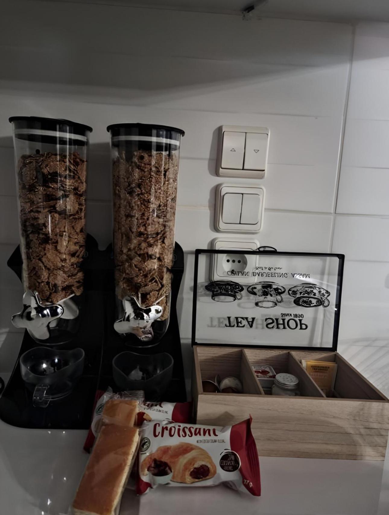 Sea And Airport Apartment Artemida  Luaran gambar