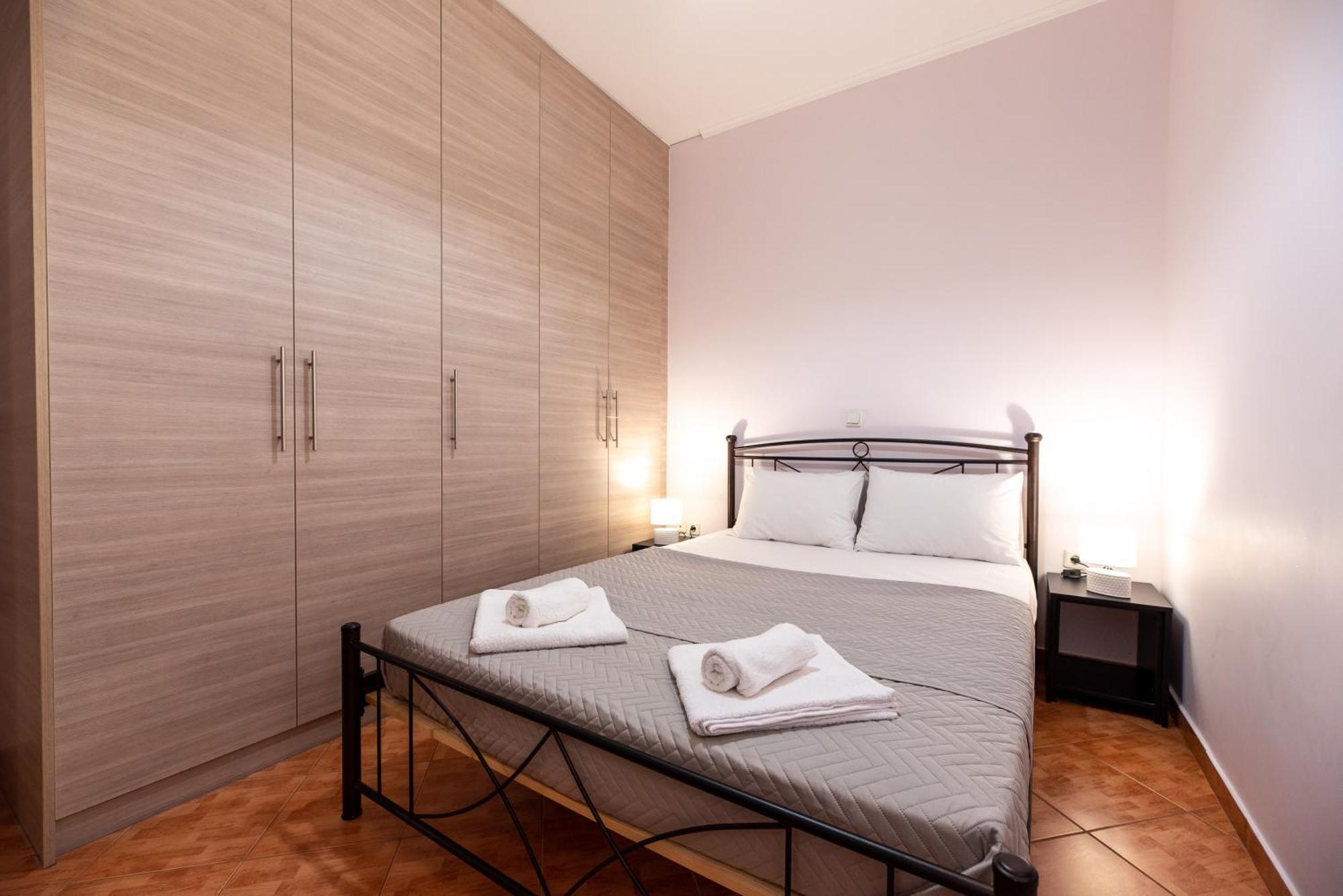 Sea And Airport Apartment Artemida  Luaran gambar